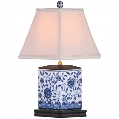 16" Blue & White Vase Lamp